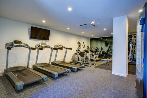 Arena Apartments - Accommodation Bookings 4