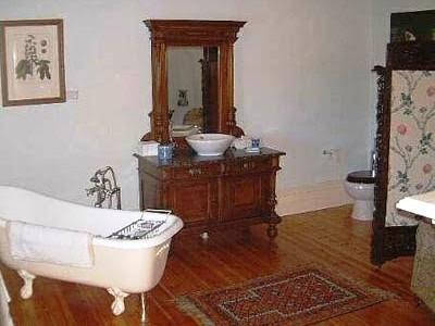  Accommodation Bookings