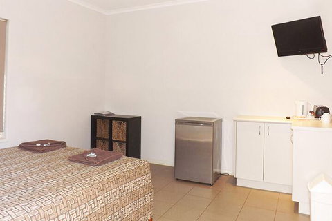 Derby Lodge Self Contained Apartments - Accommodation Bookings 4