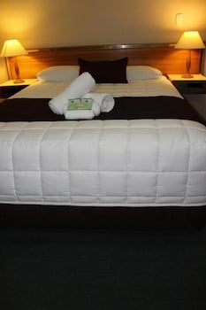 Tabourie Lake Motel - Accommodation Bookings 3