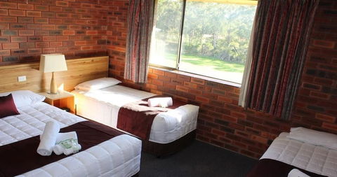 Tabourie Lake Motel - Accommodation Bookings 1