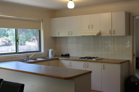 Australian Home Away Ringwood At Bardia - Accommodation Bookings 5