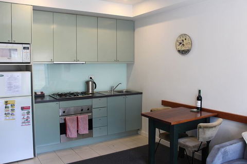 Australian Home Away At Market Square Melbourne - Accommodation Bookings 4