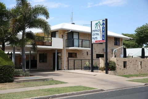 Emerald Central Palms Motel - Accommodation Bookings 0