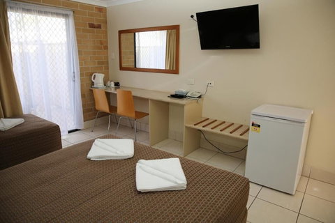 Emerald Central Palms Motel - Accommodation Bookings 5
