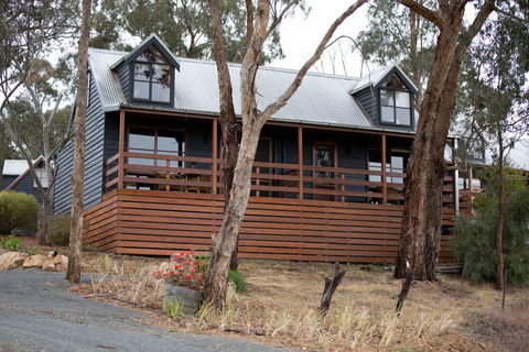 Warrenmang Winery & Resort - Accommodation Bookings 6