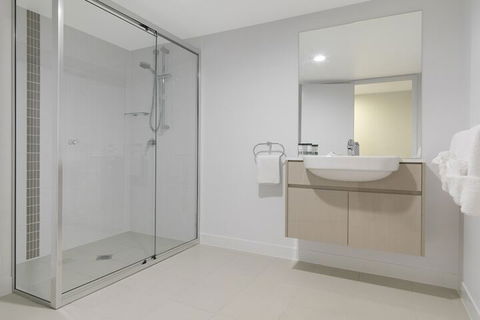 Oaks Mackay Carlyle Suites - Accommodation Bookings 1