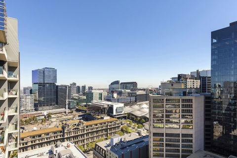 Aura On Flinders Serviced Apartments - Accommodation Bookings 3