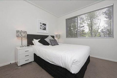 Accommodate Canberra - Glebe Park - Accommodation Bookings 7