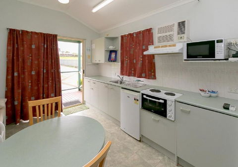 Maryborough Caravan & Tourist Park - Accommodation Bookings 3
