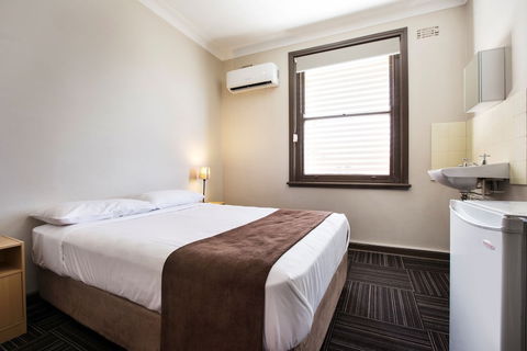 Toongabbie Hotel - Accommodation Bookings 2