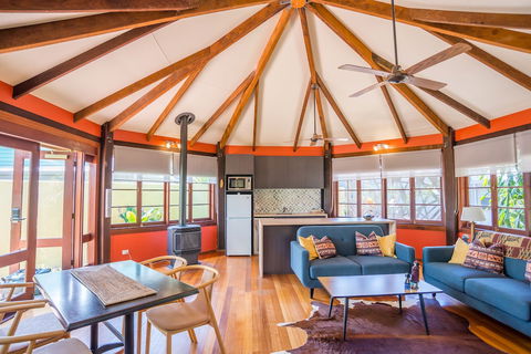 The African Village - Accommodation Bookings 5