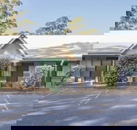 Motto Farm Motel - Accommodation Bookings