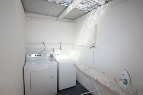 The Esplanade Motel - Accommodation Bookings 7