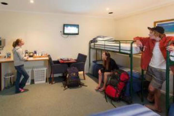  Accommodation Bookings