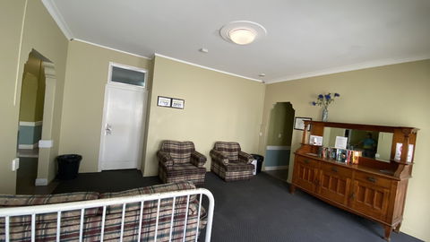 McGuire's CBD Hotel - Accommodation Bookings 5