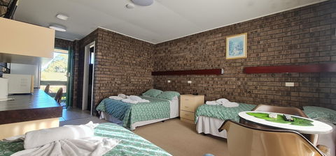 Sussex Inlet Motel - Accommodation Bookings 0