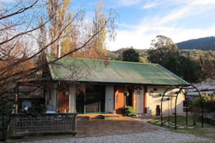 Talgarno VIC Accommodation Bookings