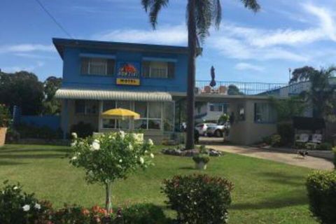 Kon Tiki Apartments - Accommodation Bookings 0