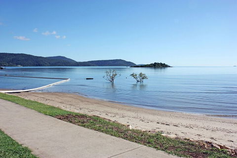 Whitsunday Waterfront Apartments - Accommodation Bookings 5