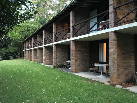 Avoca Beach Hotel - Accommodation Bookings 1