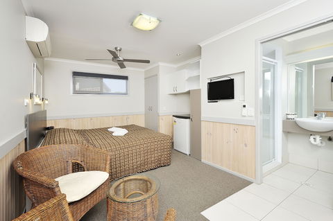 NRMA Sydney Lakeside Holiday Park - Accommodation Bookings 5