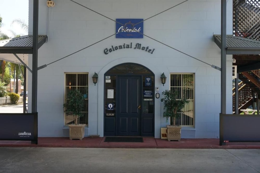Colonial Motel Richmond - thumb 0