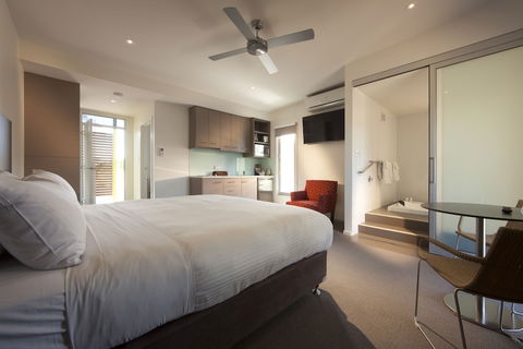 Longview Vineyard - Accommodation Bookings 1