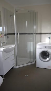 Tumby Villas - Accommodation Bookings 1