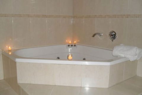 Broken View Estate - Accommodation Bookings 1