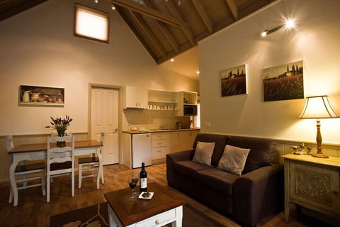 Autumn Abode Cottages Two - Accommodation Bookings 1