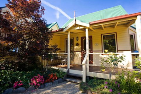 Autumn Abode Cottages Two - Accommodation Bookings 0