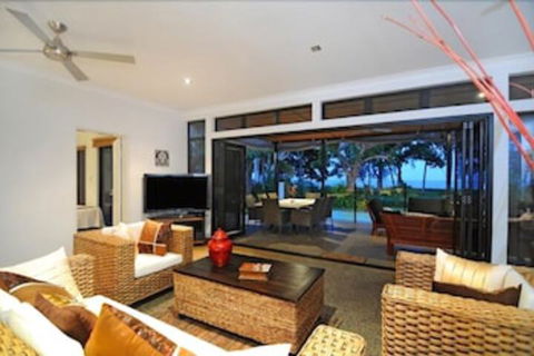 Bramston On The Beach - Accommodation Bookings 5