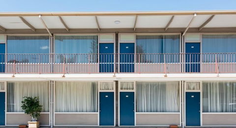 Bay Motel Hotel - Accommodation Bookings 5