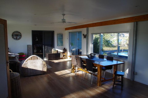 Squeakygate Retreat - Accommodation Bookings 1