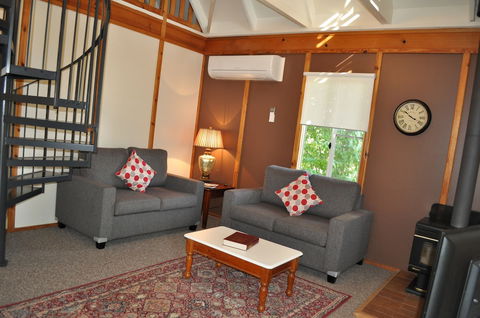 Bracken Ridge Villas - Accommodation Bookings 4