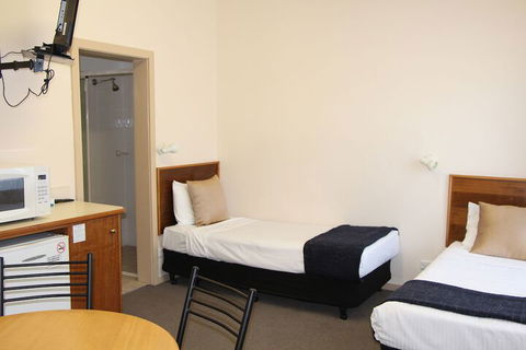 Pioneer Way Motel - Accommodation Bookings 7