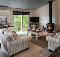 French Cottage - Accommodation Bookings