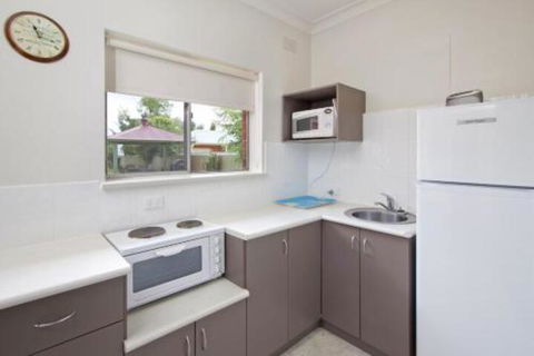Abbey Apartments - Accommodation Bookings 6