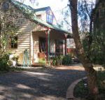 Ballarat cottages incorporating yarrowee cottage  Admirals cottage - Accommodation Bookings