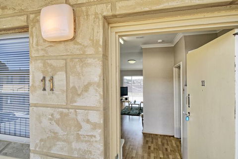 Acacia Holiday Or Business Stay Accommodation - Accommodation Bookings 1