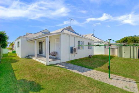 Busselton Beach Resort - Accommodation Bookings 3
