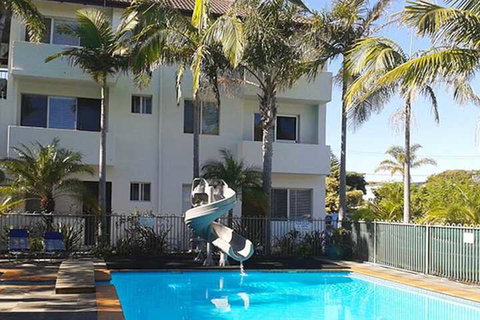 Ocean Side Hawks Nest - Accommodation Bookings 2