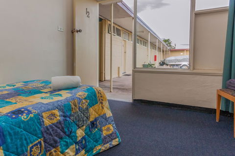 Moruya Waterfront Hotel Motel - Accommodation Bookings 1