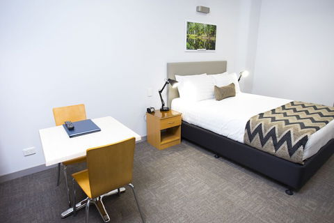 Altitude Motel Apartments - Accommodation Bookings 7