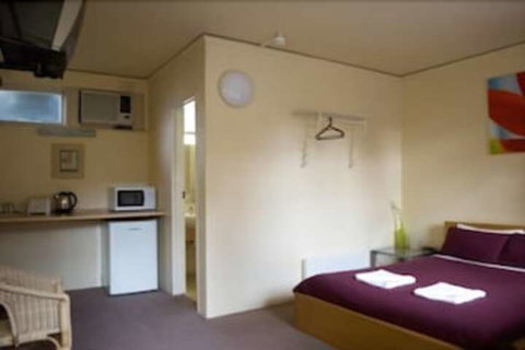 St Kilda Hostel - Accommodation Bookings 1
