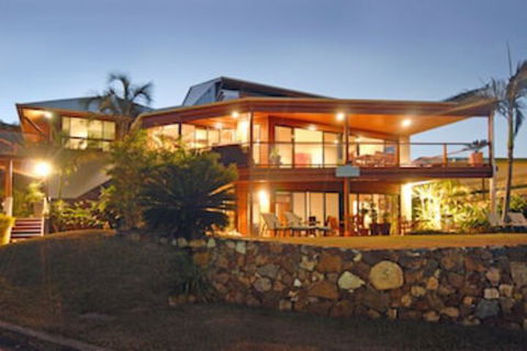 Airlie Waterfront Bed & Breakfast - Accommodation Bookings 0