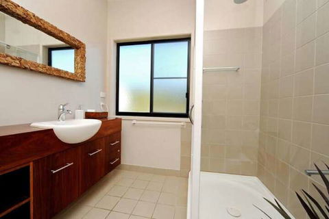 Airlie Waterfront Bed & Breakfast - Accommodation Bookings 7
