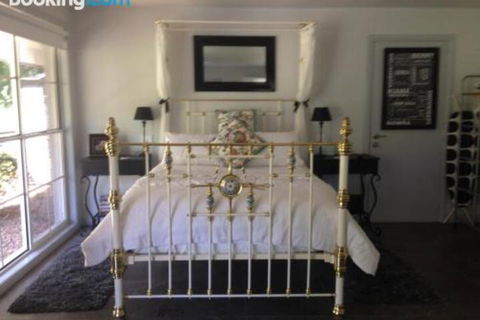 Whispers At Cedar Grove - Accommodation Bookings 3