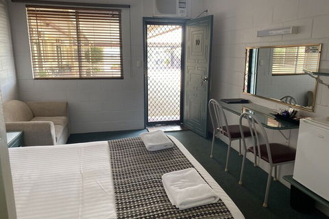 Castlereagh Lodge Motel - Accommodation Bookings 6